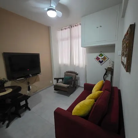 Apartamento em Copacabana com vista para o mar-2